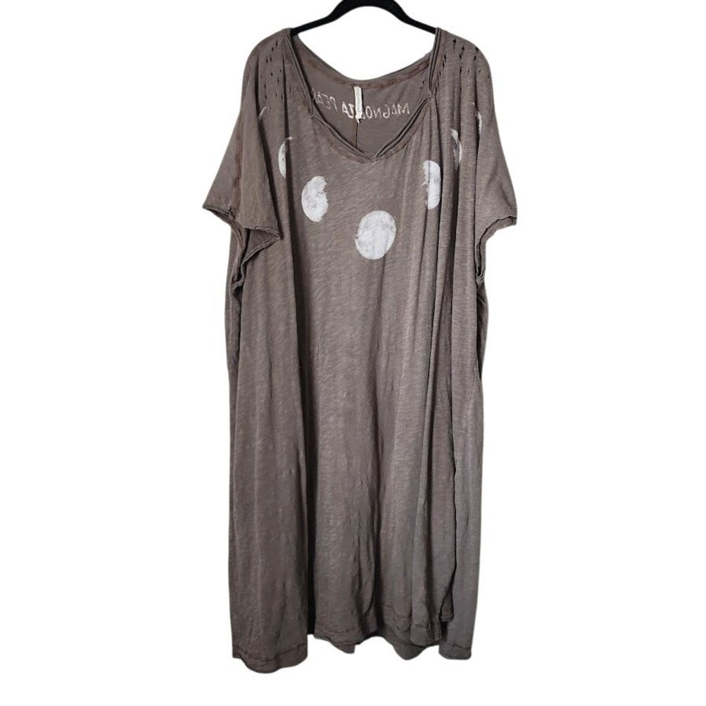 MAGNOLIA PEARL Moon Beau Tee Dress Distressed Lagenlook in brown One Size
